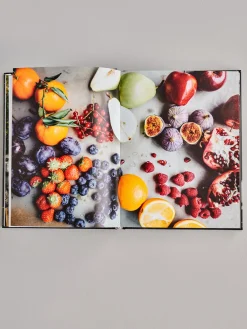 Fairytale Baking: Recipes & Stories