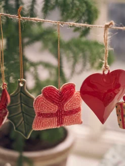 Gave Med Perleornament