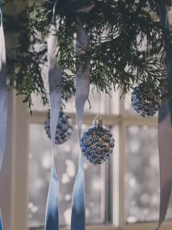 Juleophæng Med Fyrrekogle