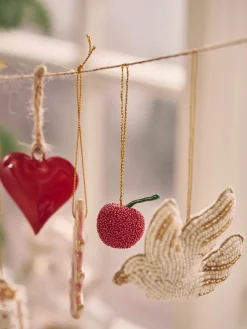 Juleophæng Med Kirsebær