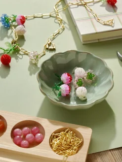 Perlebesatte Frugt Vedhæng