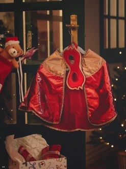 Udklædningsmaske Og Manchetter