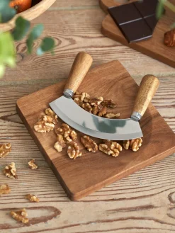 Urtehakker Med Skærebræt